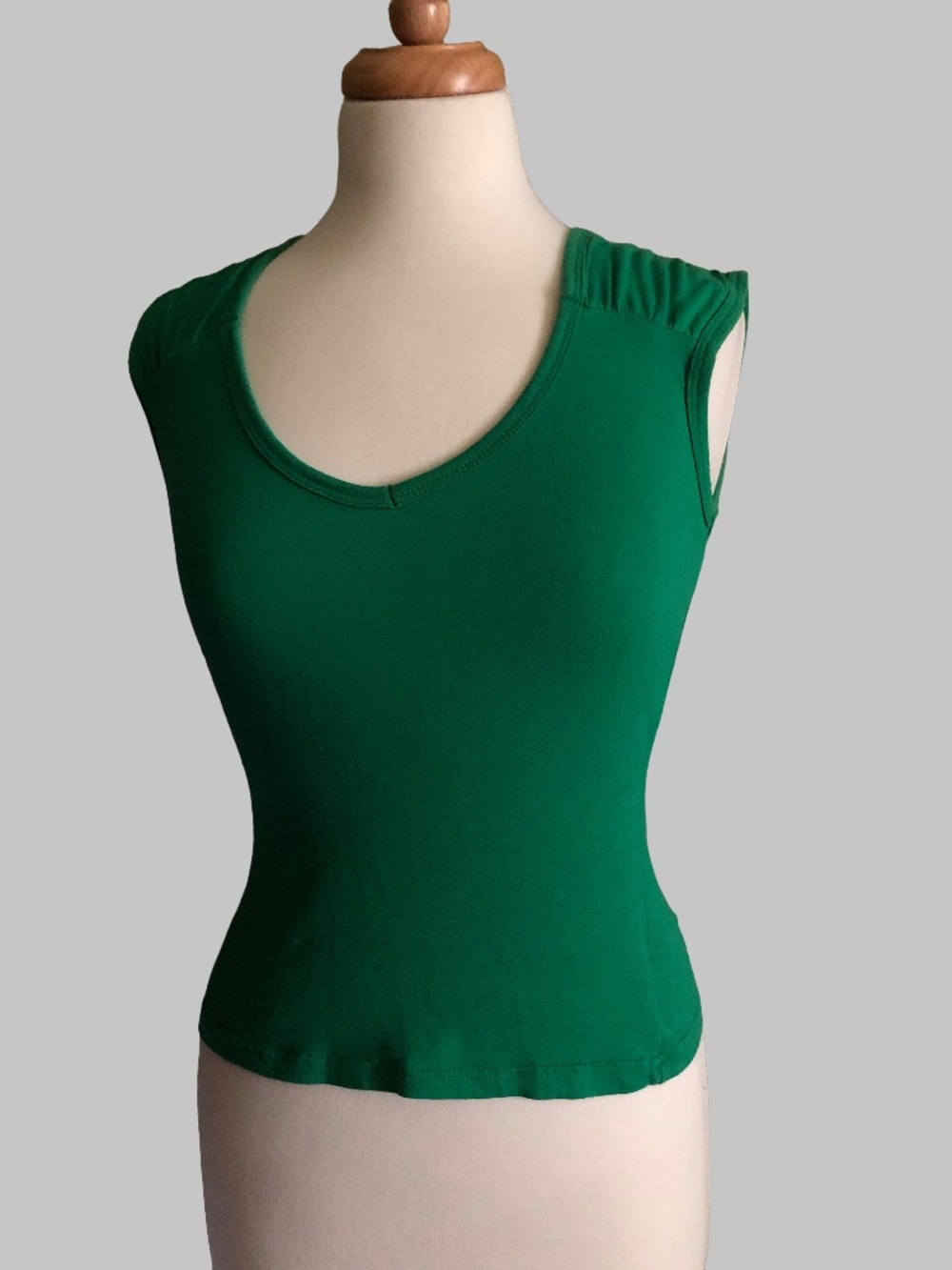 Vintage Y2K Energie Emerald Green Scoop Neck Ruched Cap Sleeve Top Small